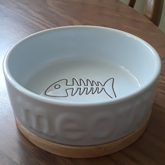whiskers city Other - Cat bowl/ BUNDLE ONLY 2or more items